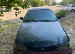 Toyota Carina E 1993 года