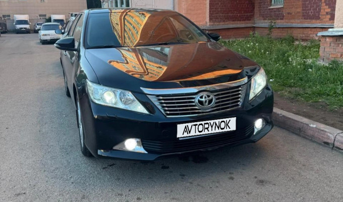 Toyota Camry 2014 года