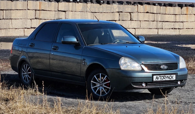 ВАЗ (Lada) Priora 2011 года
