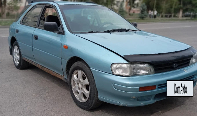 Subaru Impreza 1993 года