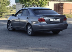 Toyota Camry 2005 года