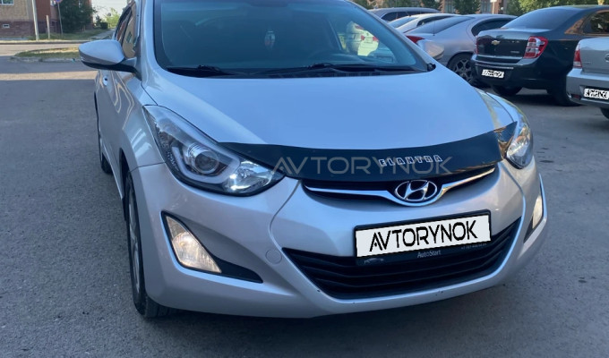 Hyundai Elantra 2015 года