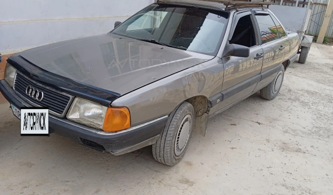 Audi 100 1988 года