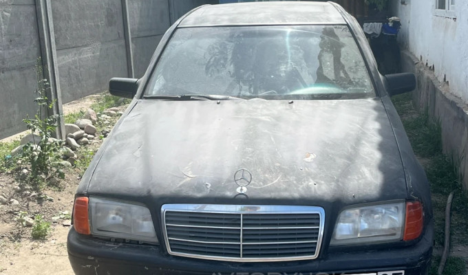 Mercedes-Benz C-Класс 1993 года