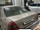 Mercedes-Benz E-Класс 1995 года