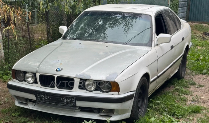 BMW 5 серия 1993 года