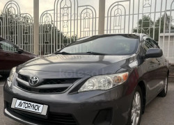 Toyota Corolla 2011 года