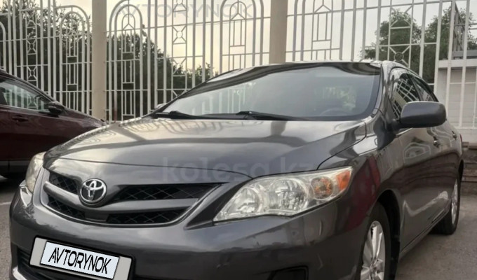 Toyota Corolla 2011 года
