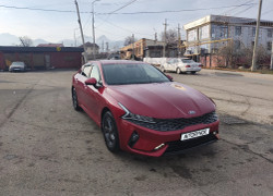 Kia K5 2021 года