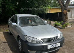 Toyota Camry 2005 года