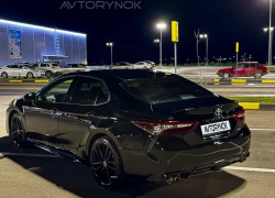Toyota Camry 2022 года