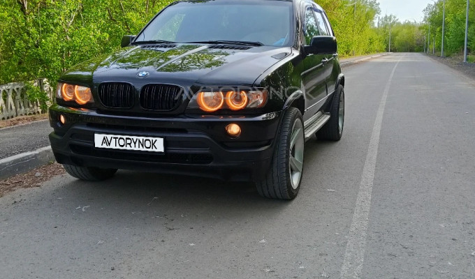 BMW X5 2001 года