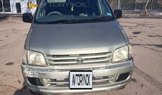 Toyota Town Ace Noah 1997 года