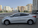 Hyundai Elantra 2013 года