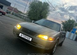 Toyota Camry 1998 года