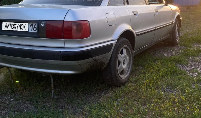 Audi 80 1992 года