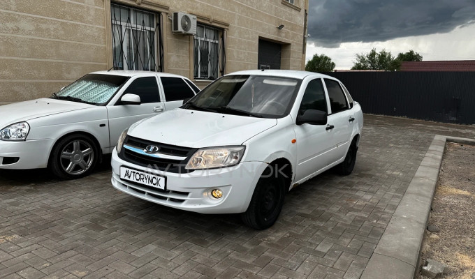 ВАЗ (Lada) Granta 2014 года