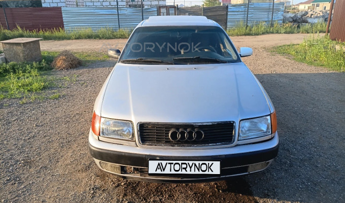 Audi 100 1992 года