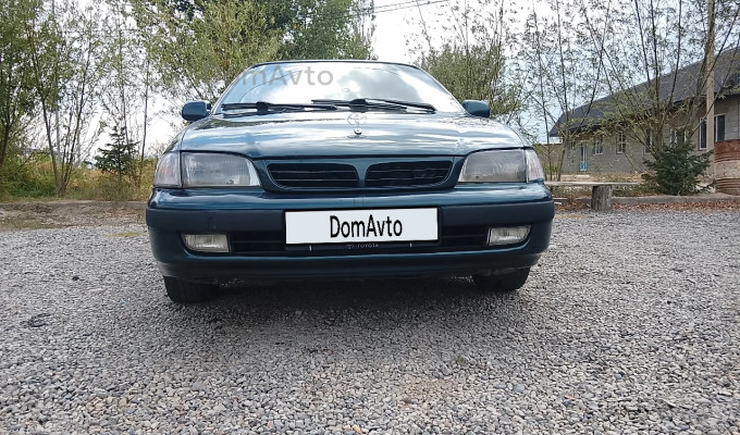 Toyota Carina E 1997 года
