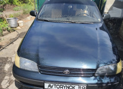 Toyota Carina E 1993 года