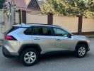 Toyota RAV4 2021 года