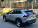 Toyota RAV4 2021 года