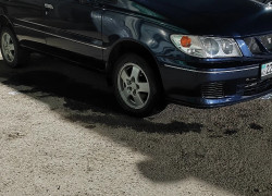 Nissan Presage 1998 года