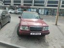 Mercedes-Benz E-Класс 1993 года