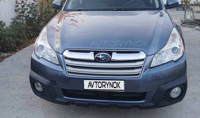 Subaru Outback 2013 года