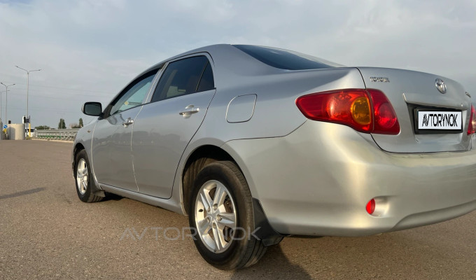 Toyota Corolla 2007 года