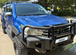 Toyota Hilux 2017 года