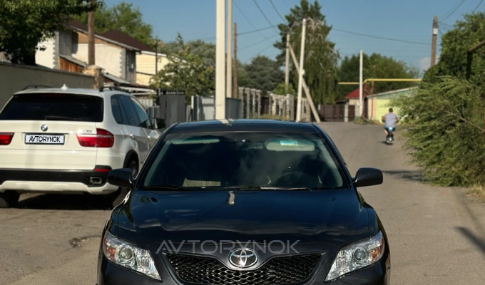 Toyota Camry 2009 года