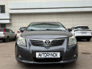 Toyota Avensis 2010 года
