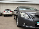 Toyota Avensis 2010 года