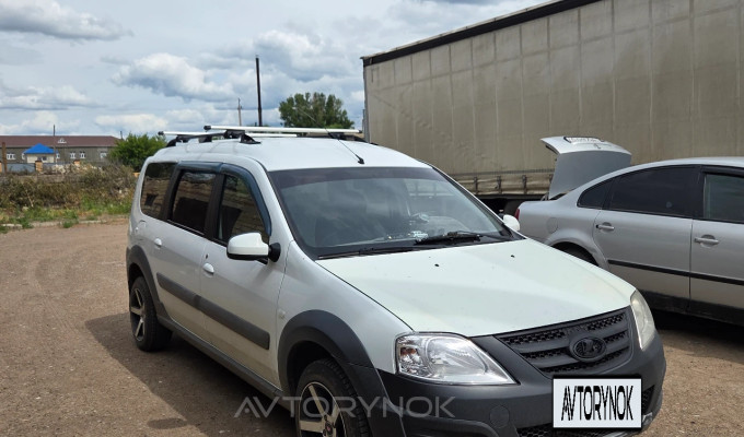 ВАЗ (Lada) Largus Cross 2018 года
