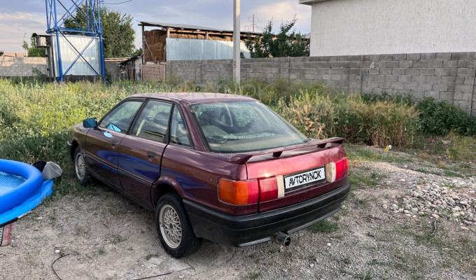 Audi 80 1990 года