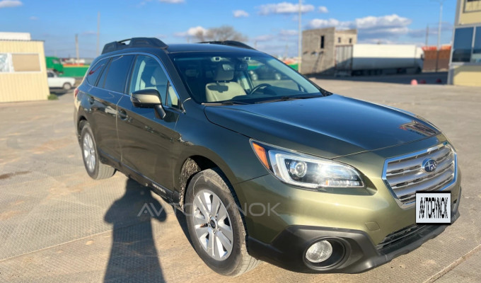 Subaru Outback 2017 года