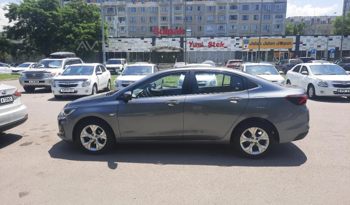 Chevrolet Onix 2024 года