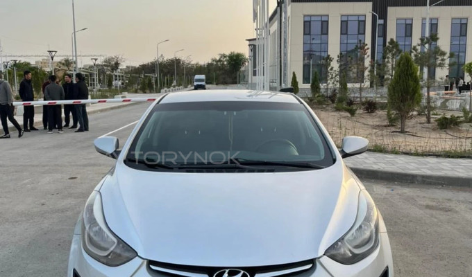 Hyundai Elantra 2014 года