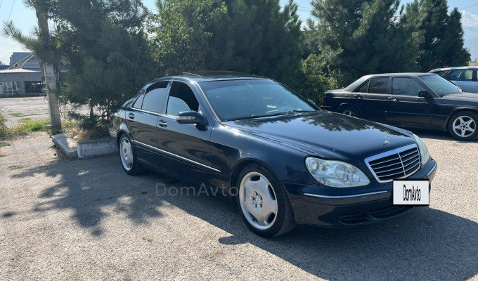 Mercedes-Benz S-Класс 2005 года