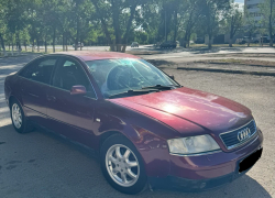 Audi A6 1998 года