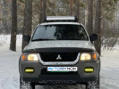 Mitsubishi Montero Sport 2000 года