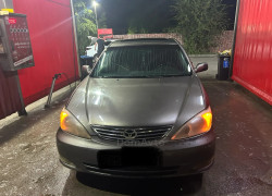 Toyota Camry 2002 года