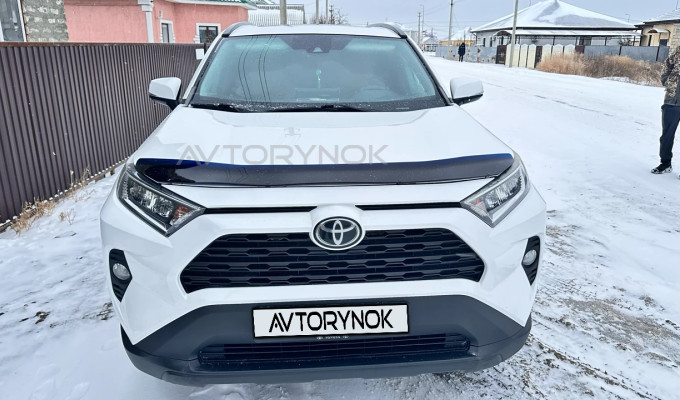Toyota RAV4 2019 года