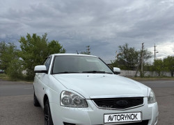 ВАЗ (Lada) Priora 2015 года