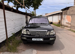 Lexus LX 2004 года