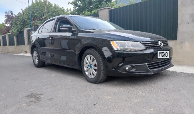 Volkswagen Jetta 2013 года
