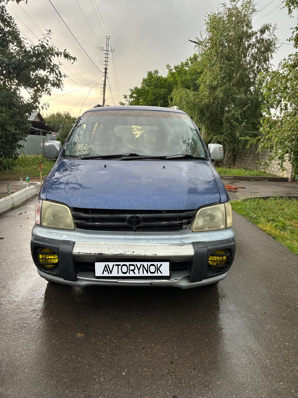 Toyota Town Ace Noah, 1996