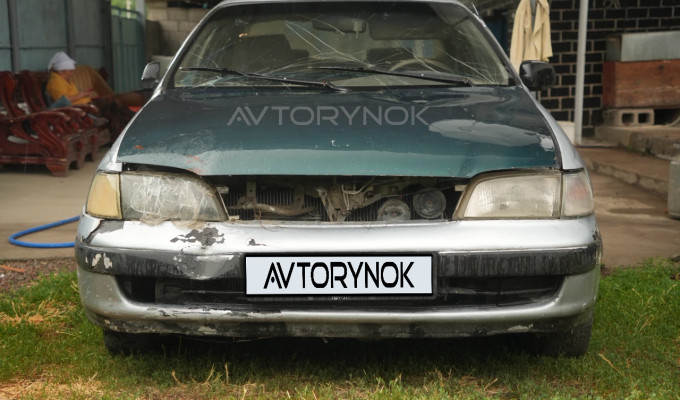 Toyota Carina E 1995 года