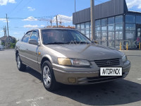 Toyota Camry 1998 года
